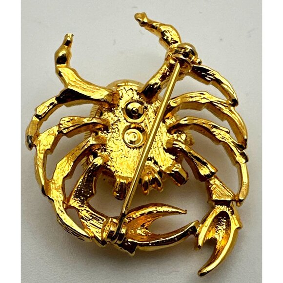 Whimsy Crab Brooch Pin Rhinestones Red Eyes Gold Tone Figural Ocean - Picture 4 of 4